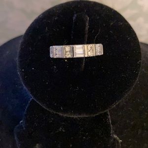 Really pretty cubic zirconia silver band Ring